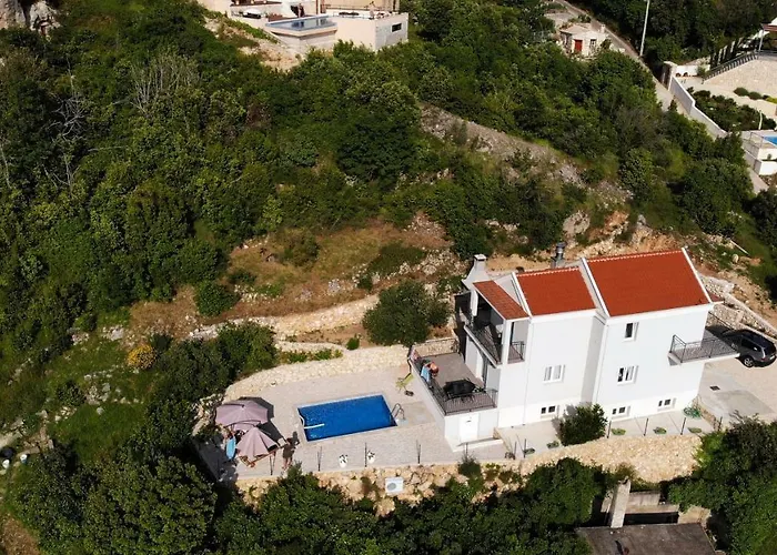Villa With Sea View - Private Heated Pool Podgora (Split-Dalmatia)