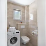 With Sea View - Private Heated Pool 빌라