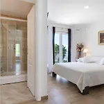 With Sea View - Private Heated Pool 빌라