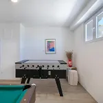 빌라 With Sea View - Private Heated Pool 포드고라