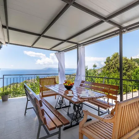 Villa With Sea View - Private Heated Pool *