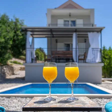 Villa With Sea View - Private Heated Pool Podgora (Split-Dalmatia)