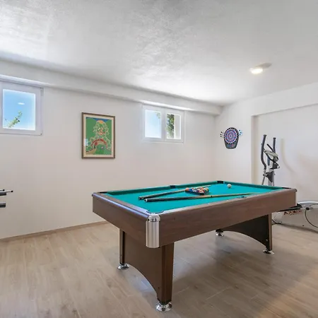 With Sea View - Private Heated Pool * Podgora (Split-Dalmatia)