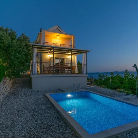 Villa With Sea View - Private Heated Pool