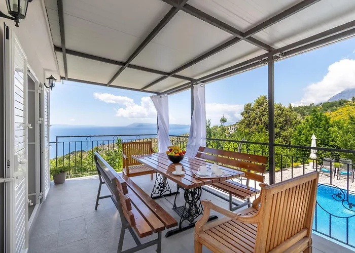 Villa With Sea View - Private Heated Pool *