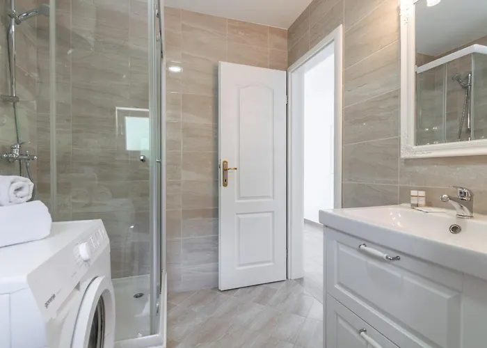 Villa With Sea View - Private Heated Pool Podgora (Split-Dalmatia)