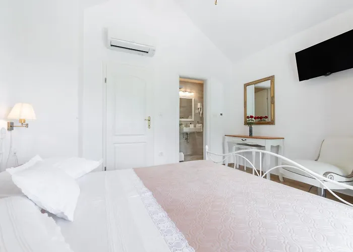 With Sea View - Private Heated Pool * Podgora (Split-Dalmatia)